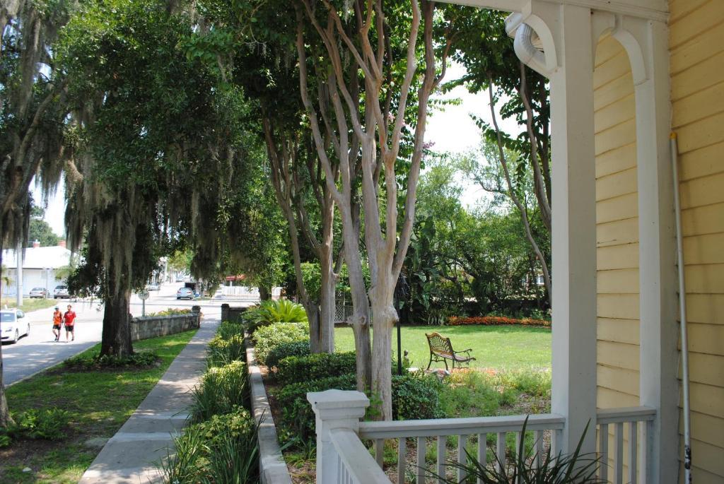 Lakeside Inn On Lake Dora Mount Dora Eksteriør billede